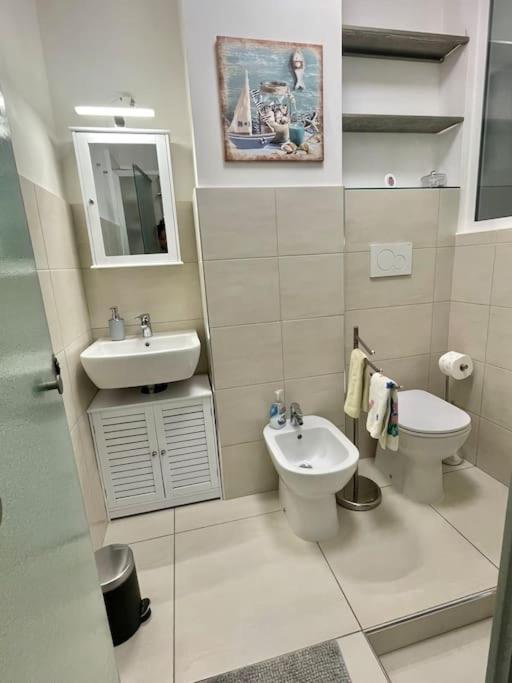 La Venezia'S Studio Flat Ливорно Екстериор снимка