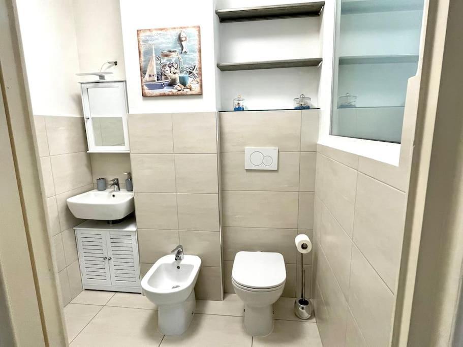 La Venezia'S Studio Flat Ливорно Екстериор снимка