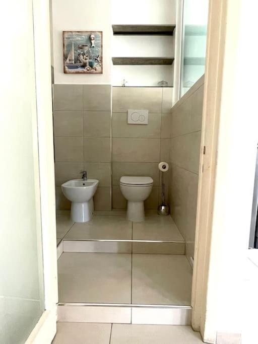 La Venezia'S Studio Flat Ливорно Екстериор снимка